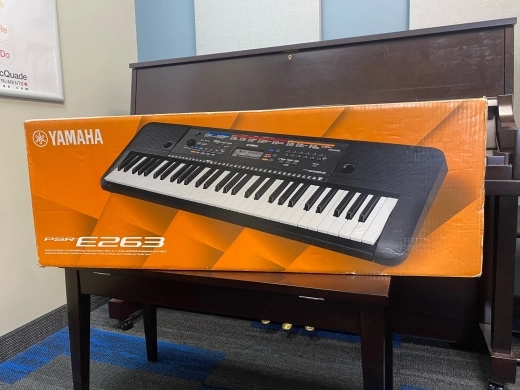 Yamaha - PSRE263